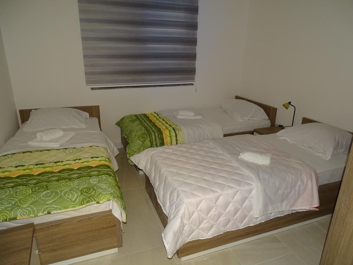 Motel Luxor Visoko Esterno foto