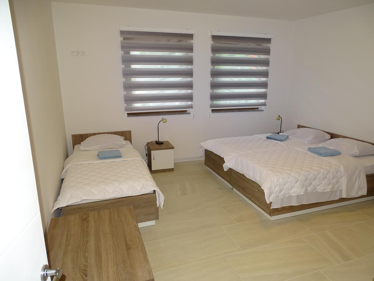 Motel Luxor Visoko Esterno foto